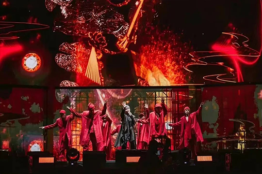 周杰伦新加坡演唱会，今年会大屏闪耀全场！